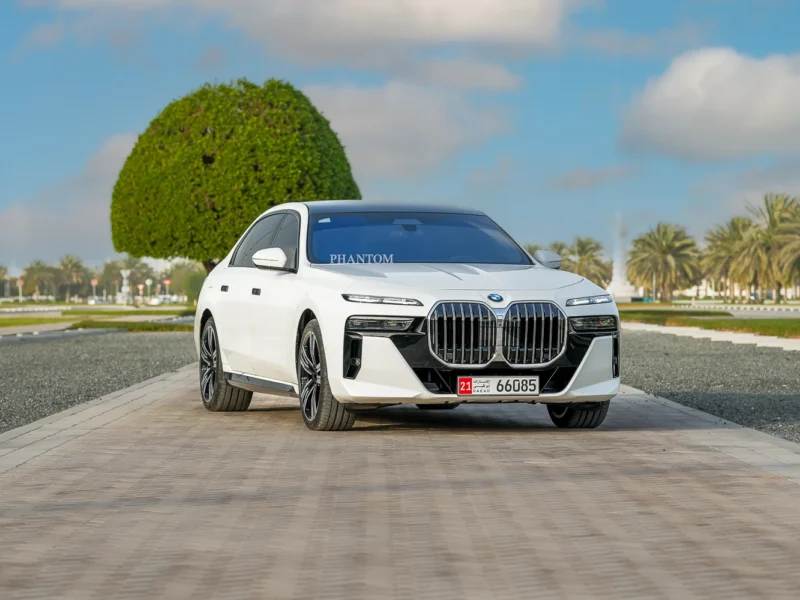 BMW 740i